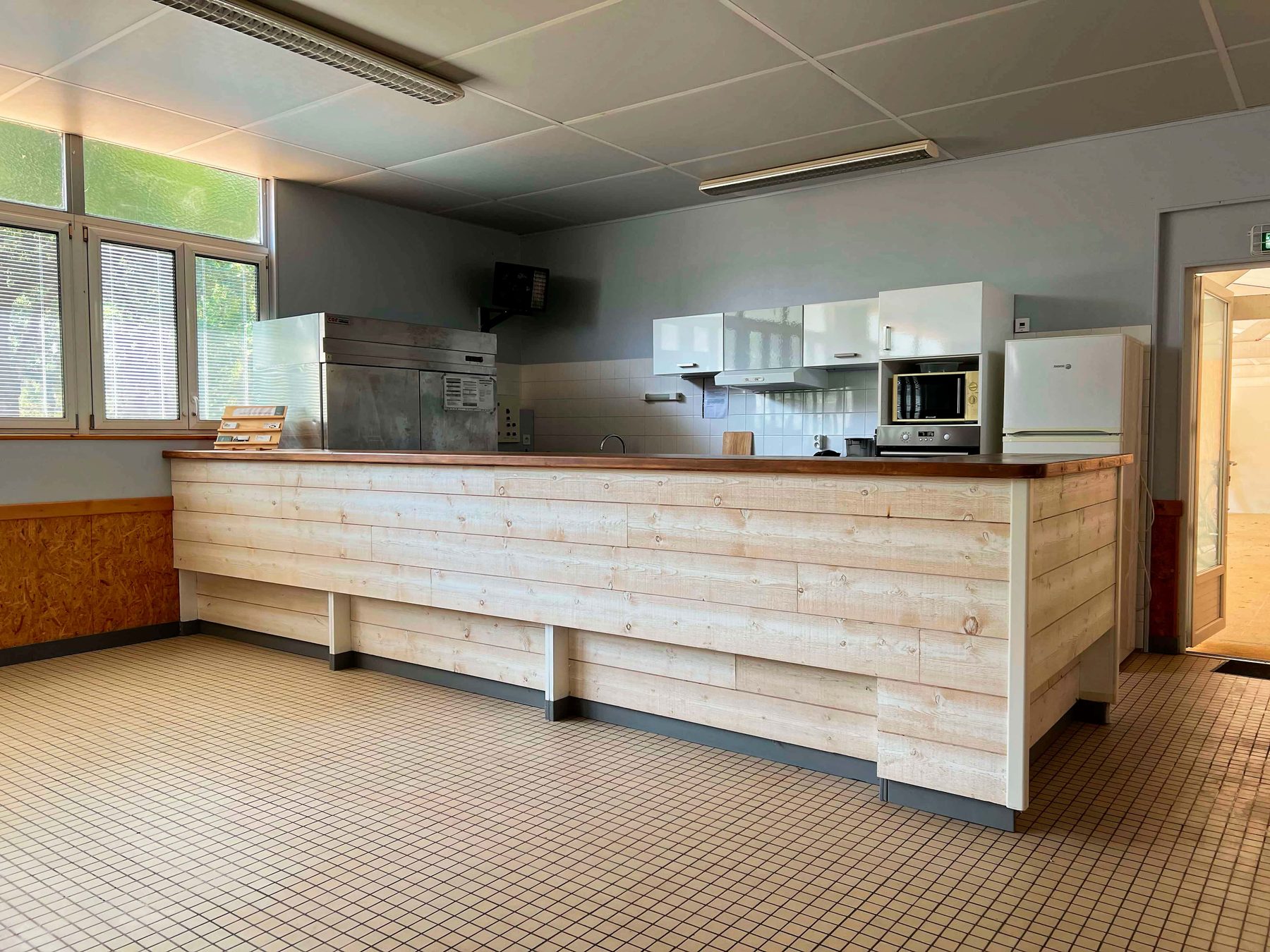 Cuisine équipée de la Salle des Courrères à Vallet